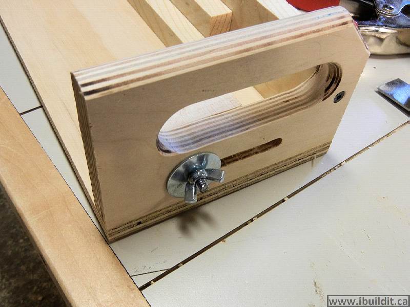 How To Make A Taper Jig For The Table Saw IBUILDIT.CA
